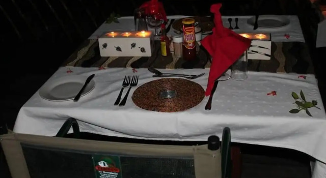Xakanaka Mobile Camp, Boek Camping Khwai River Lodge 