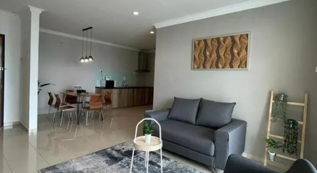 Апартаменты Golden View Serviced Apartments