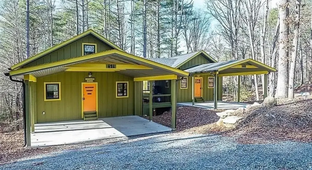 Номер Classic Backwoods Retreat