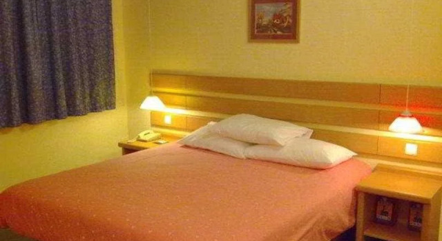 Home Inn (Guangzhou Guangdong University of Foreign Studies Baiyun Avenue), 予約 ホテル 広州市 広州市