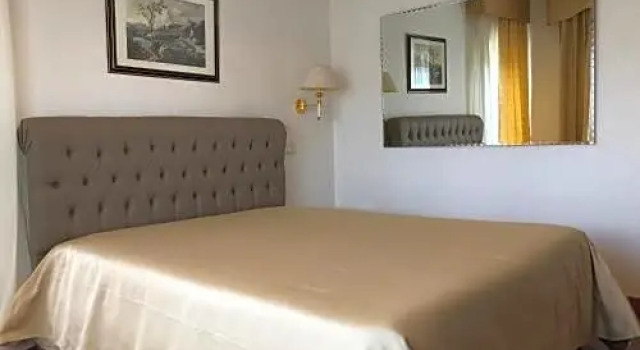 Четырёхместный номер Comfort Green Park Hotel