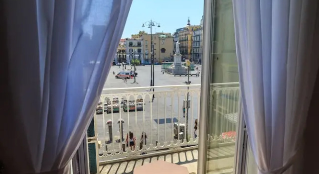 Трёхместный номер Deluxe с видом на город The Dante House by House In Naples