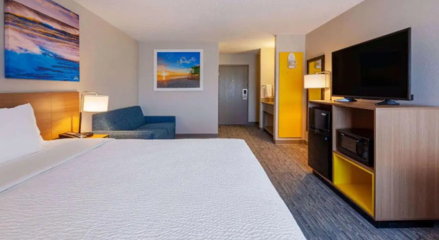 Deluxe Zimmer Days Inn by Wyndham Racine/Sturtevant