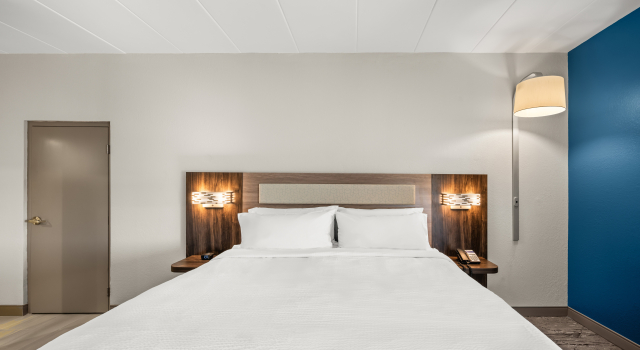 Holiday Inn Express Boston North-Woburn by IHG