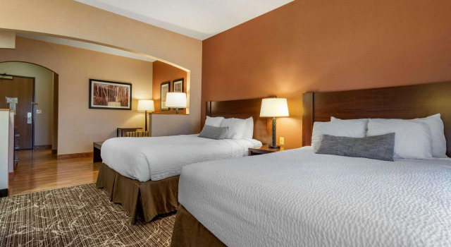 Четырёхместный люкс Best Western Plus Chelsea Hotel