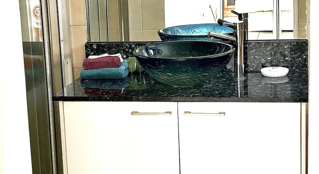 Апартаменты Cairns Apartment Esplanade Ocean Views