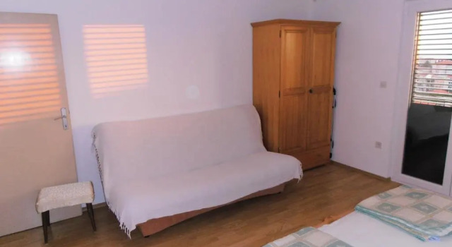 Апартаменты Apartment Studio Bešker