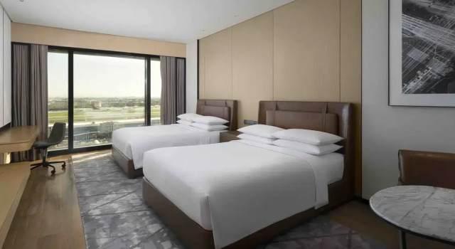 Четырёхместный клубный номер Standard Sheraton Manila Hotel at Newport World Resorts