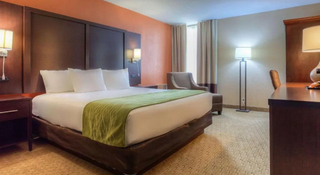 Номер Standard Comfort Inn & Suites Evansville Airport