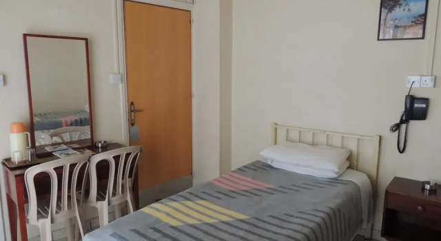 Standaard Eenpersoonskamer met balkon Delphi Hotel