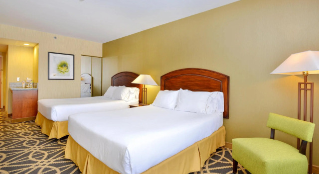Четырёхместный номер Standard Holiday Inn Express Boone by IHG