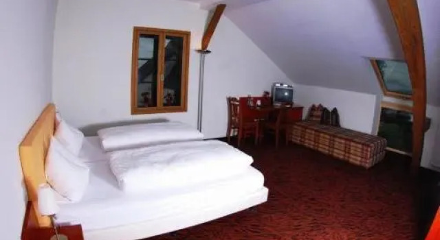 Hotel Zur Schönen Aussicht, Rezervați Hotel Feldkirchen-Westerham Chiemgau