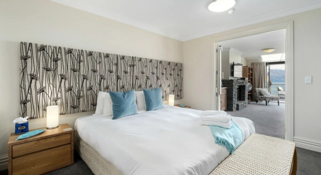 Lakefront Luxury at 912 The Beacon 2 Bed, Забронировать Отель Куинстаун 