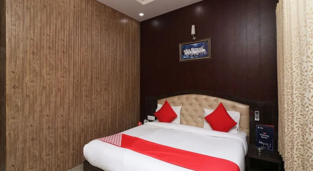 OYO 1125 Hotel City Point, Забронировать Отель Гургаон 