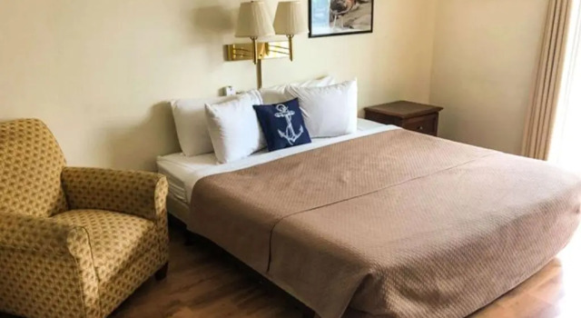 Номер Standard Colonial Inn Ellsworth