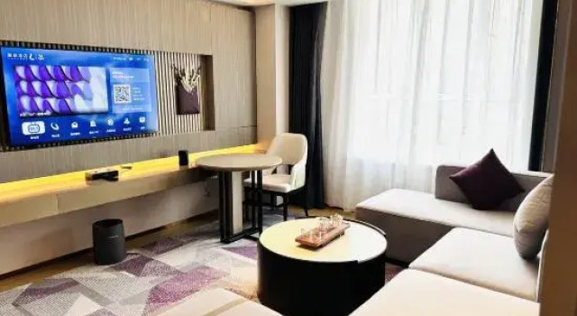 Люкс Lavande Hotel (Wuhan Chuhe Hanjie Branch)