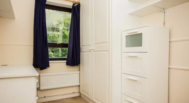 3 Bedroom House with Terrace Near Canada Water Underground Station