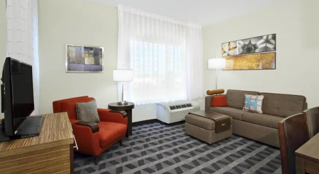 Четырёхместный люкс TownePlace Suites by Marriott New Orleans Harvey/West Bank