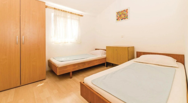2 Bedroom Stunning Home In Povljana, Book Hotel Povljana Pag Island