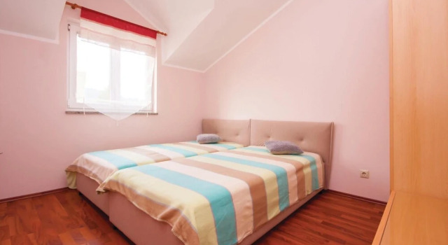 Amazing Home in Vodice With Wifi and 4 Bedrooms