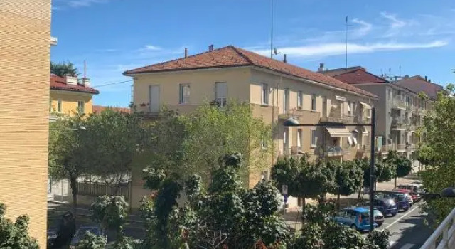 Kiki in città, Prenota Hotel Cuneo 