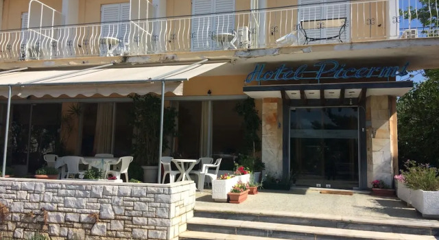 Pikermi Hotel