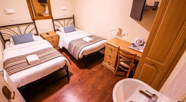 Номер Standard Fairway Hotel