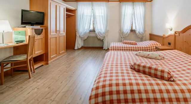Habitación triple Estándar Hotel Posta