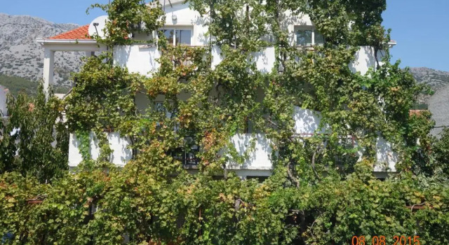 Апартаменты с 2 комнатами с балконом и с красивым видом из окна Apartments Mistral Orebic