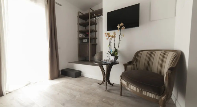 Полулюкс Suimis Hotel