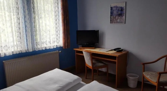 Номер Standard Pension Waldfrieden