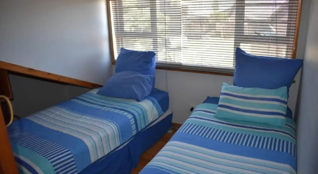 PA Sands Beach House Close to Kowie 9 Sleeper Pool, Забронировать Отель Порт-Альфред 