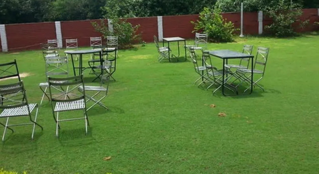 Tokas Midway, Varaa Hotelli Neemrana Rajasthan