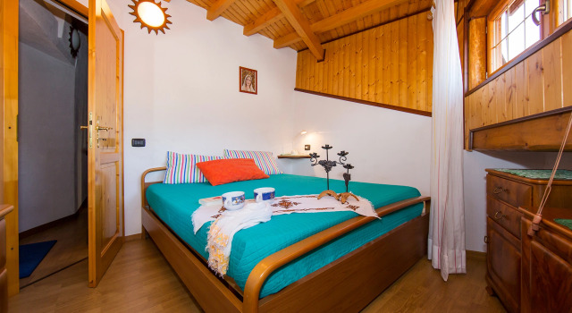 La Corte di Franco, Prenota Hotel Brusimpiano Lombardia