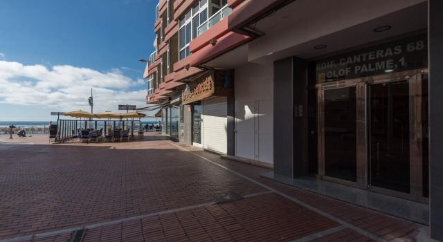 Vacacional Playa Las Canteras, Забронировать Отель Отели Лас-Пальмас-де-Гран-Канария с парковкой, рядом с Музей науки и техники, Парковка