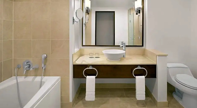 Двухместный номер с балконом и с видом на океан The Westin Resort Guam