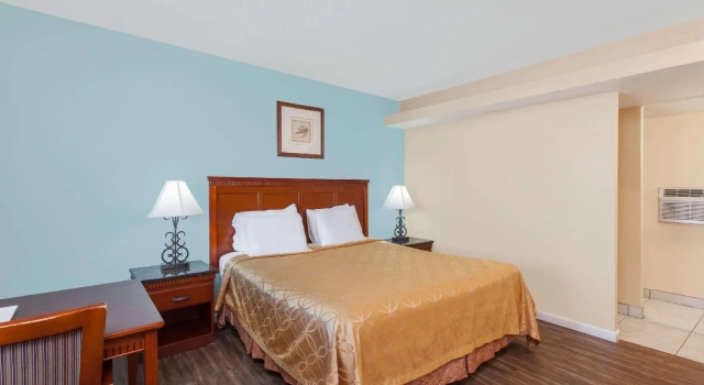 Двухместный номер Travelodge by Wyndham San Diego SeaWorld