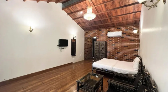 Номер Premium с балконом Anand Resort - A luxury Private Pool Resort in Nashik