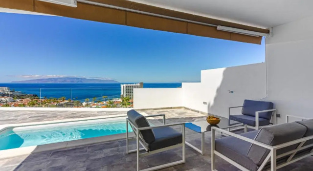 Коттедж Magnífico Bungalow con Vista Panorámica y Piscina Privada