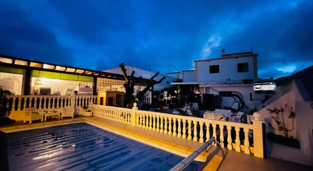 HOTELITO RURAL GA7COLORES only adult, Book Hotel San Bartolome 