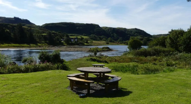 Tigh an Truish Inn