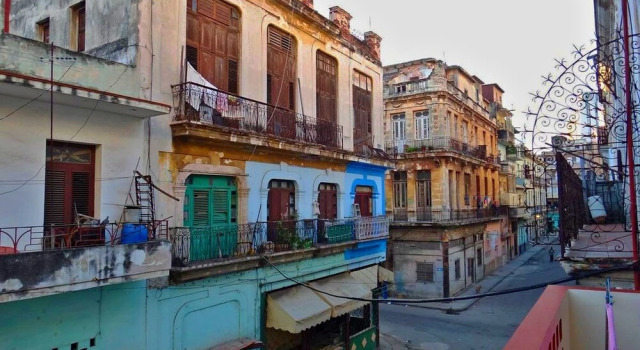 Sierra-Barroso's Colonial House, Забронировать Отель Гавана Гавана, рядом с Старая площадь