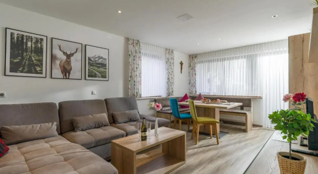 Moderne Zweizimmerwohnung in der Ferienwohnanlage Oberaudorf C 3, Book Hotel Oberaudorf 
