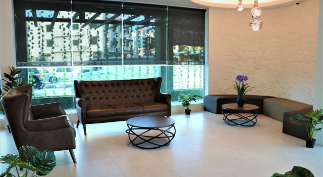 Hotel Longhouse