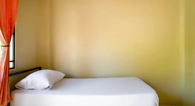 Номер Economy OYO Life 2745 Nabeza House