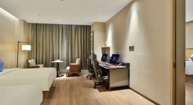 Кровать в общем номере Jingsheng Hotel X Tencent Esports (Hangzhou Linping Chongxian Shangyi Square Branch)