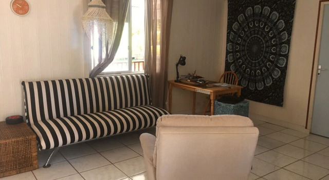 LE FARE BLEU Tiputa Rangiroa, Prenota Hotel Tiputa Rangiroa