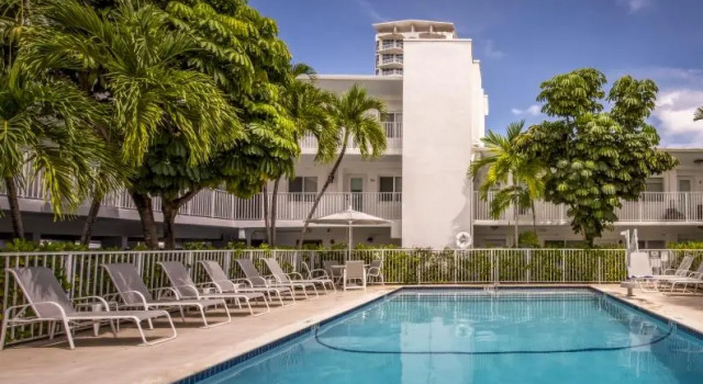 Одноместный полулюкс Park Royal Miami Beach