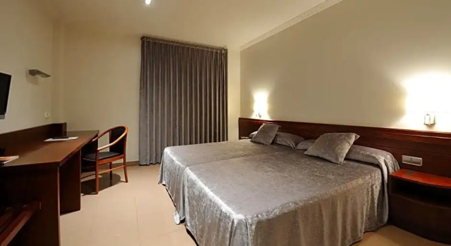 Номер Standard Hotel Els Noguers