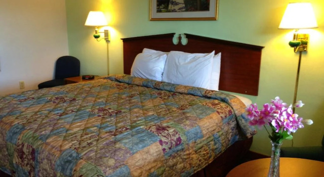 WYE Motor Lodge Duncansville - Altoona, Buchen Sie Hotel Altoona Pennsylvania